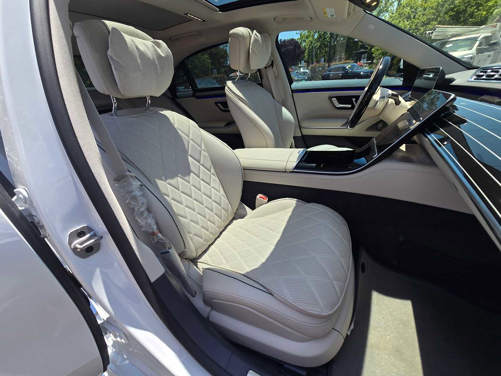 Used 2024 Mercedes-Benz S 580 4MATIC Sedan image 12