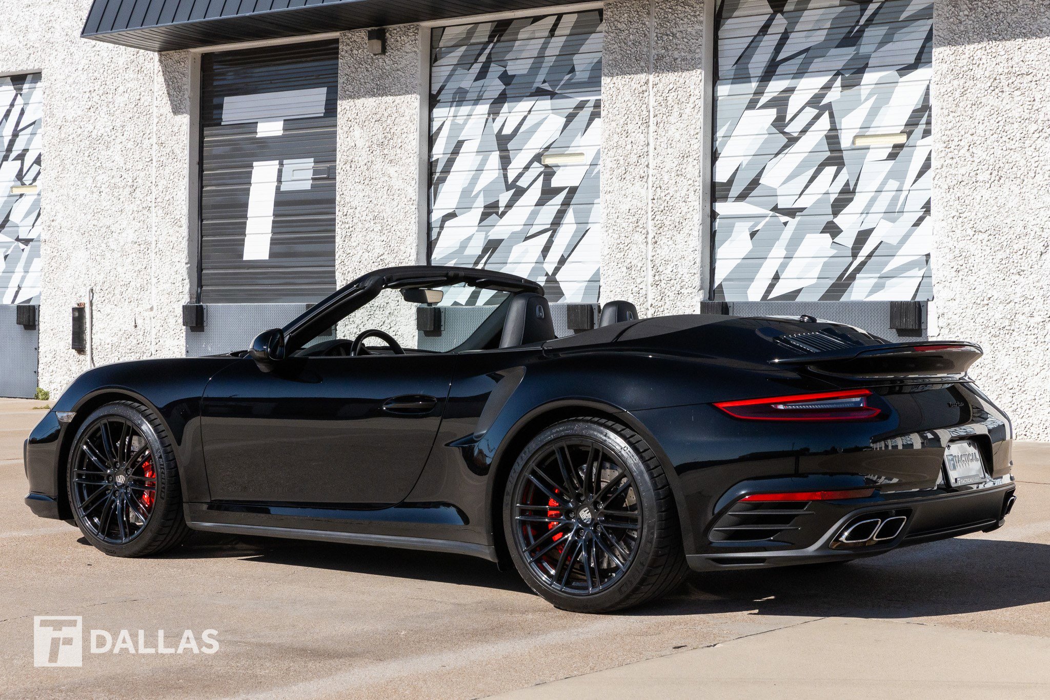 Used 2018 Porsche 911 Turbo image 12