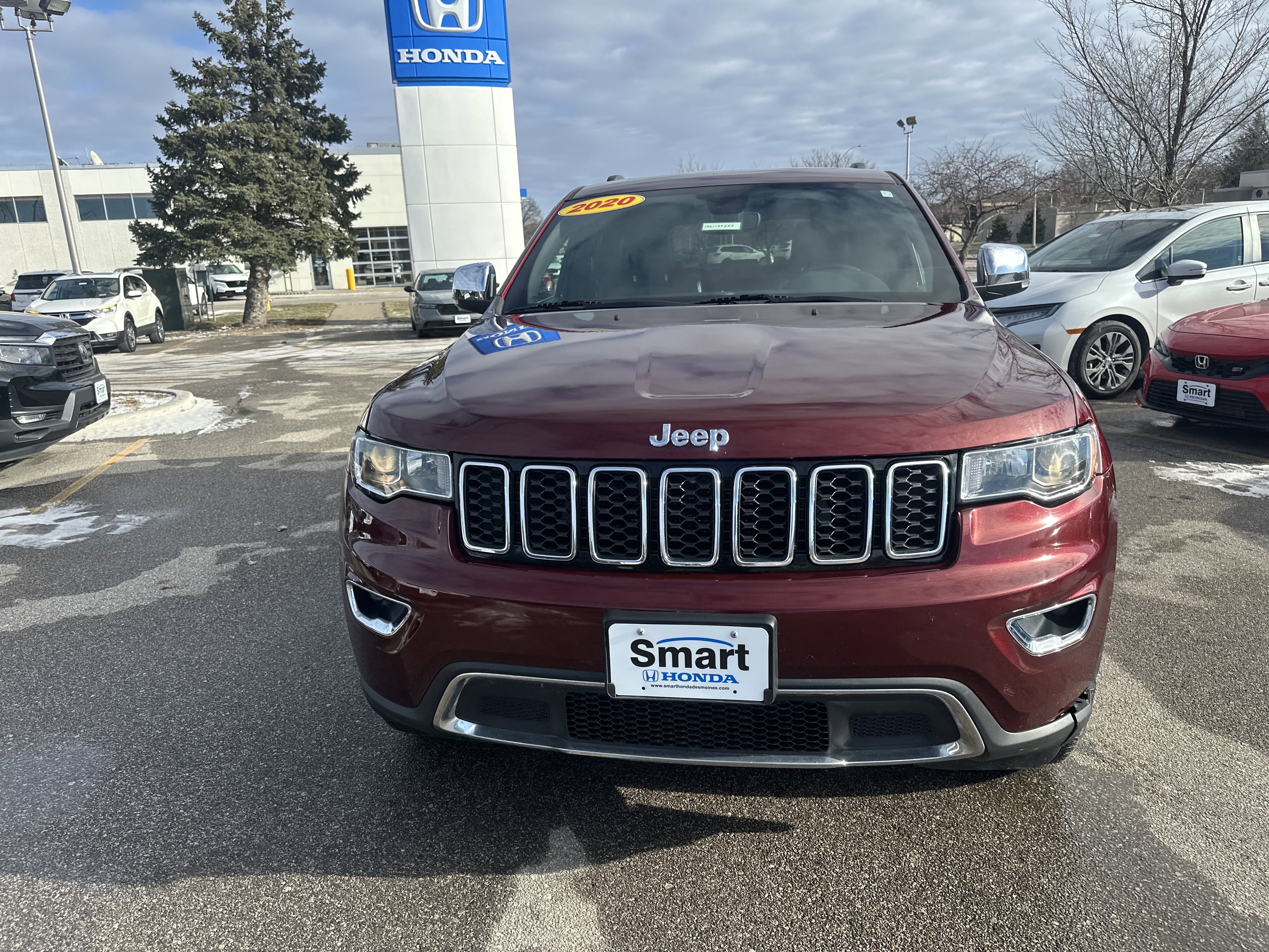 Used 2020 Jeep Grand Cherokee Limited w/ Luxury Group II image 4