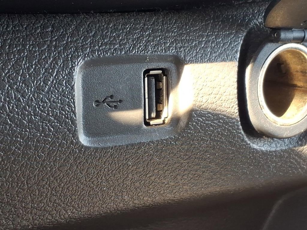 Used 2020 Ford Transit 350 XLT image 19