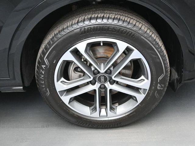 Certified 2025 Audi Q5 Premium w/ Convenience Package image 40