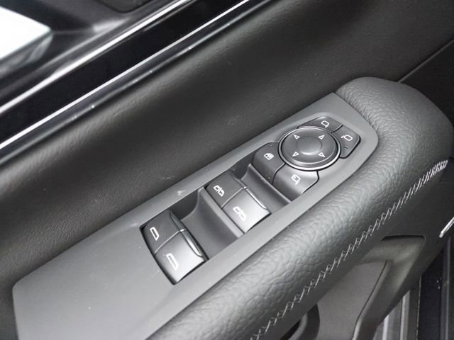 New 2026 GMC Yukon XL Denali w/ Sun & Power Step Package image 11