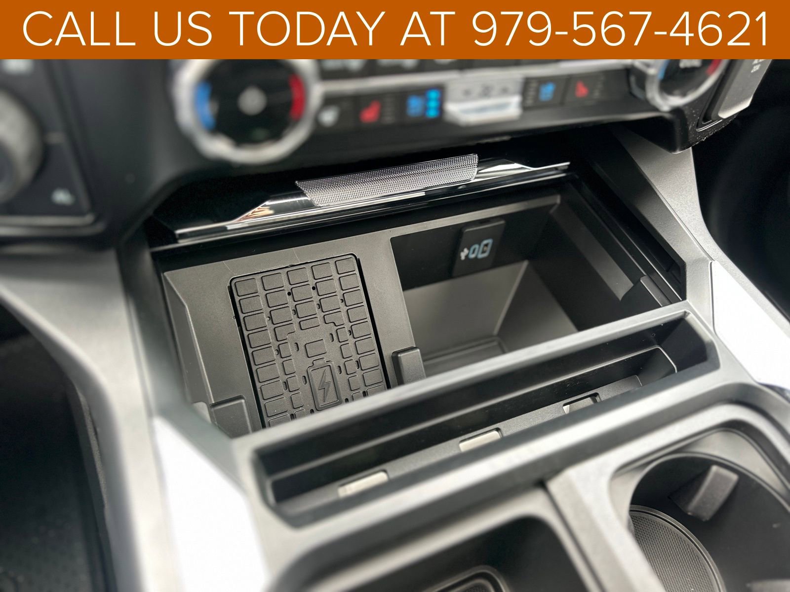 New 2025 Ford F250 Lariat w/ Lariat Ultimate Package image 13