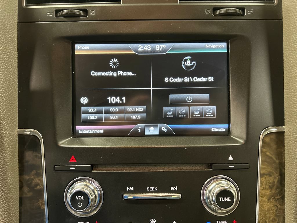Used 2015 Lincoln Navigator 2WD image 25