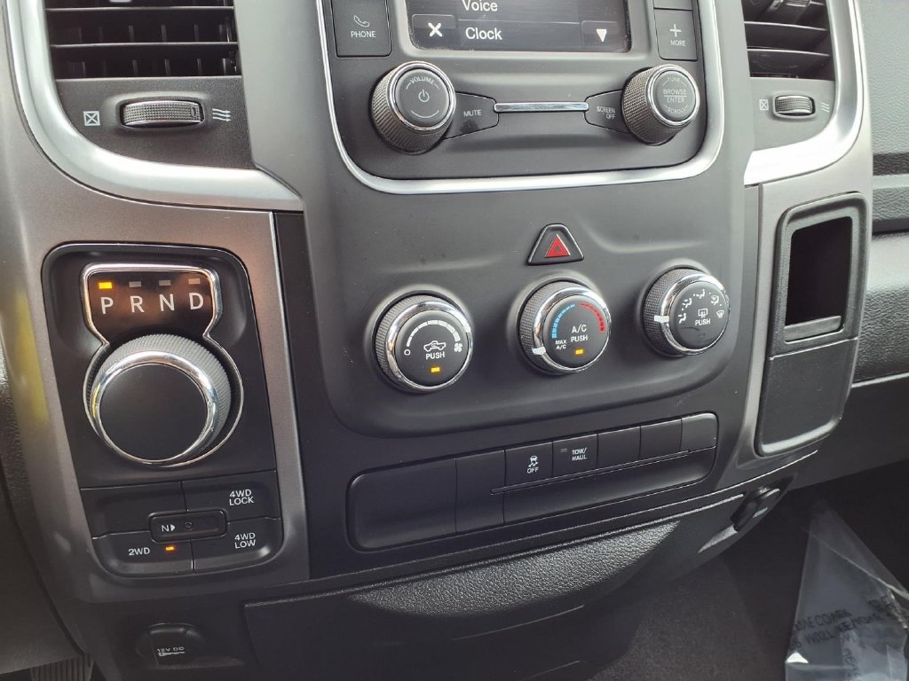 Used 2024 RAM 1500 Classic SLT AWD/4WD image 10