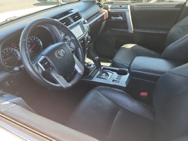 Used 2015 Toyota 4Runner Limited AWD/4WD image 3