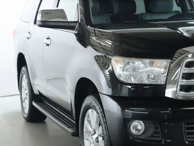 Used 2012 Toyota Sequoia Platinum image 9