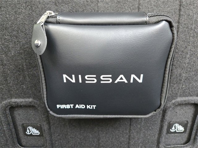 Certified 2023 Nissan Rogue SV image 32