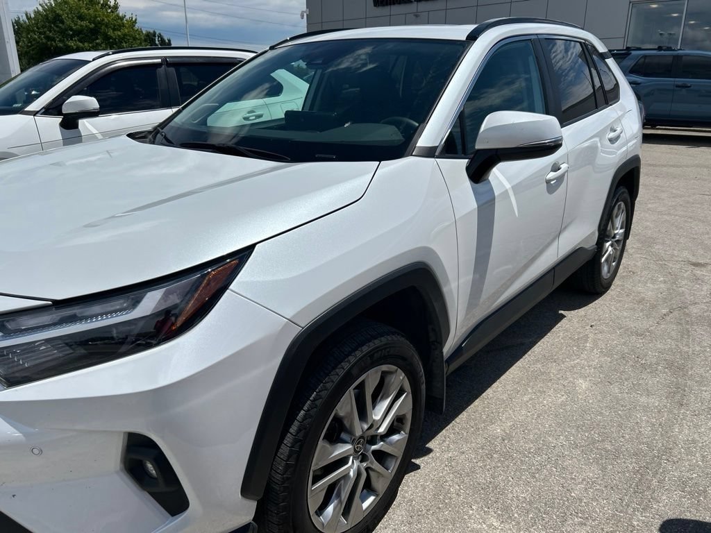 Used 2023 Toyota RAV4 XLE Premium FWD image 2