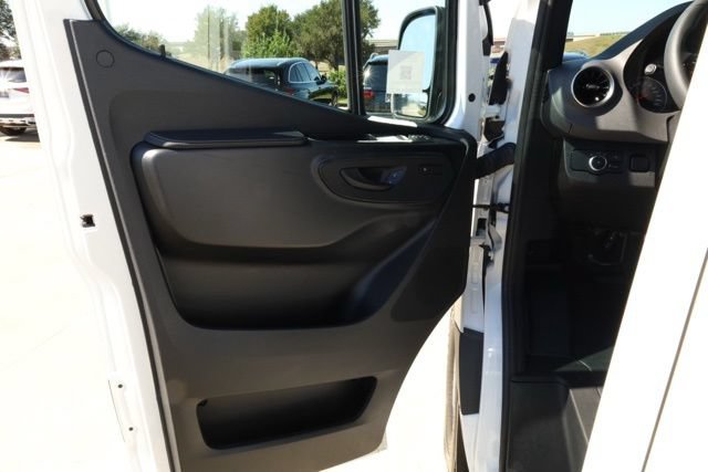 New 2026 Mercedes-Benz Sprinter 2500 image 10