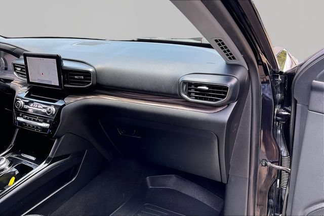 Used 2021 Ford Explorer Limited AWD/4WD image 19
