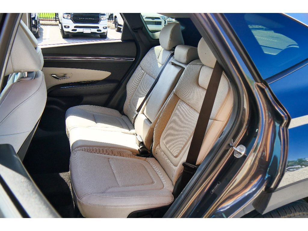 Used 2022 Hyundai Tucson SEL w/ Convenience + Premium Package AWD/4WD image 18