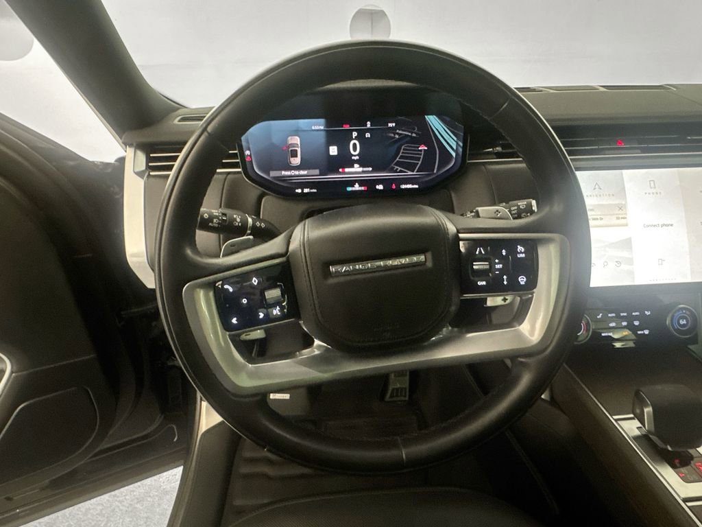 Used 2023 Land Rover Range Rover SE image 11