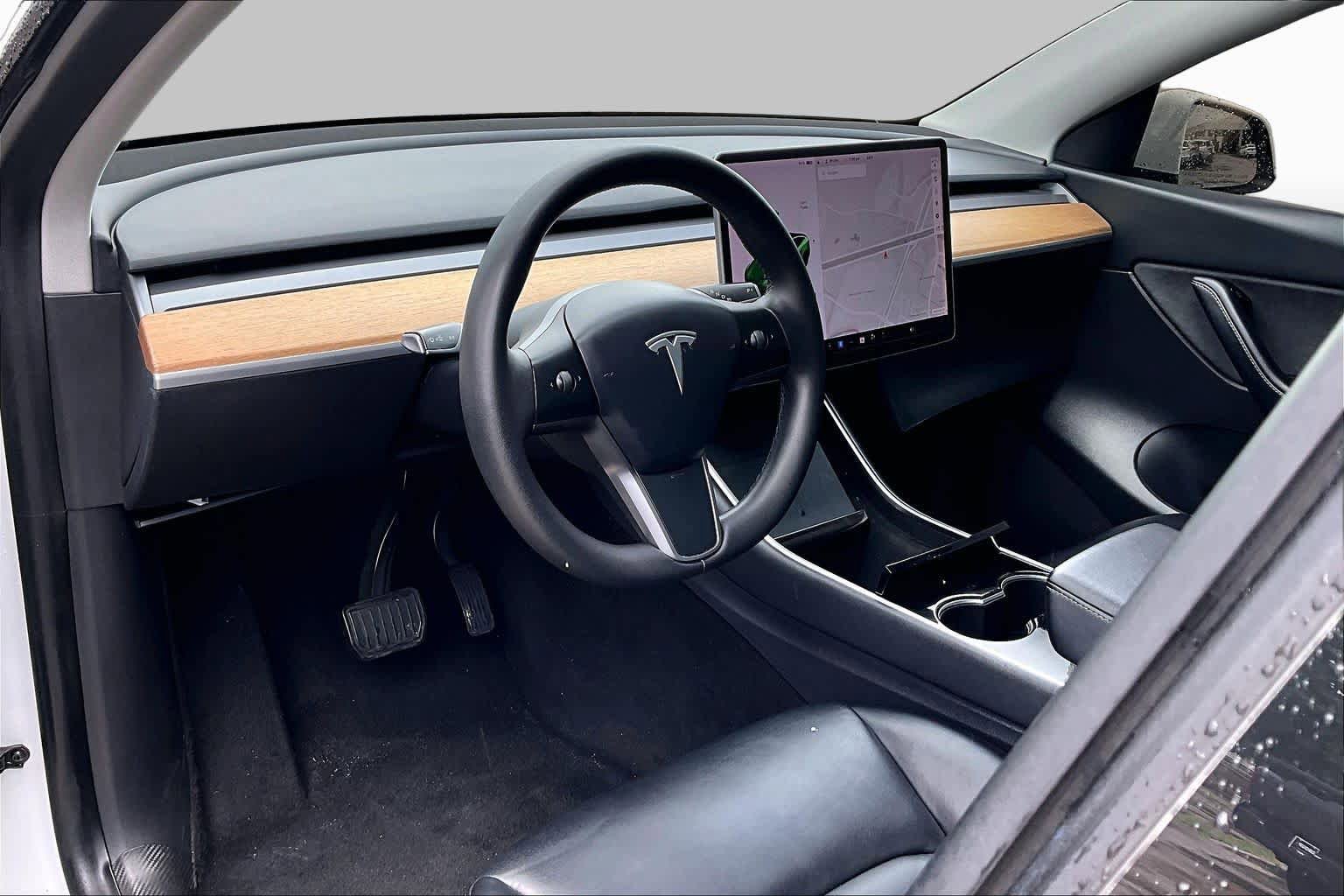 Used 2020 Tesla Model Y Long Range AWD/4WD image 16