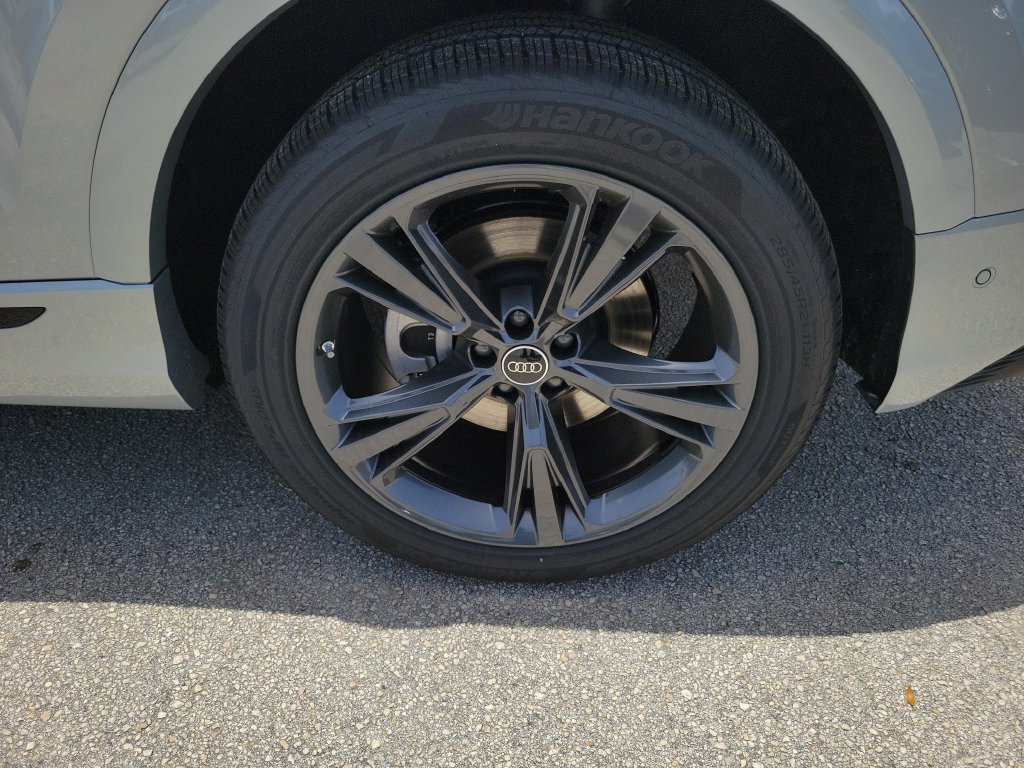 New 2026 Audi Q8 Premium AWD/4WD image 29