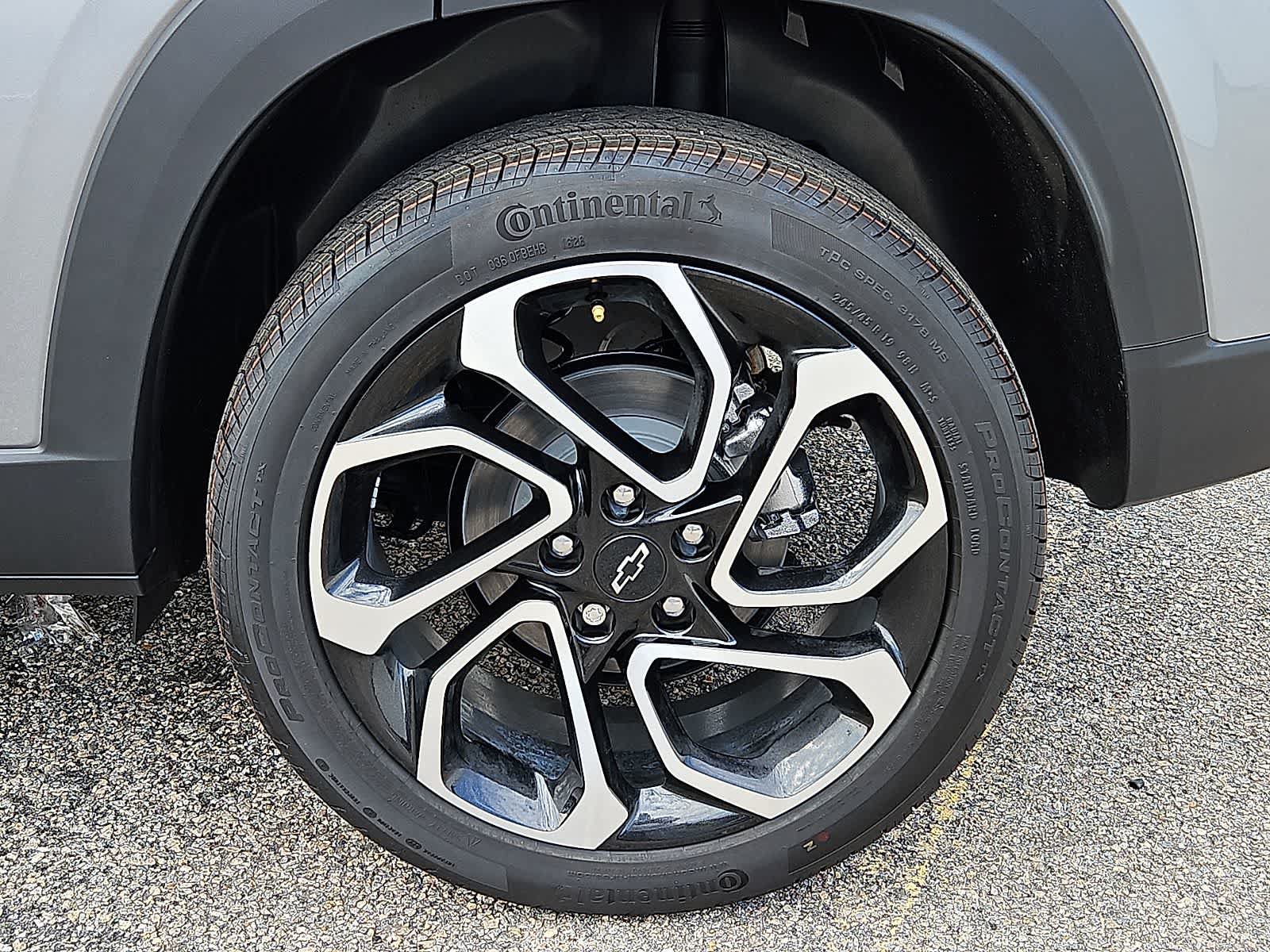 New 2026 Chevrolet Trax RS w/ Driver Confidence Package FWD image 7