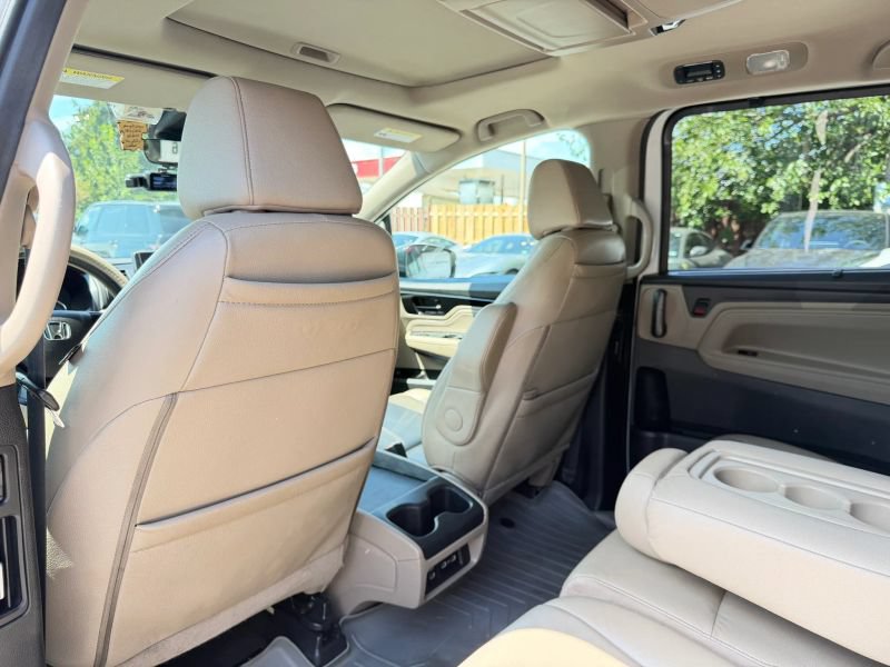 Used 2021 Honda Odyssey Touring image 17