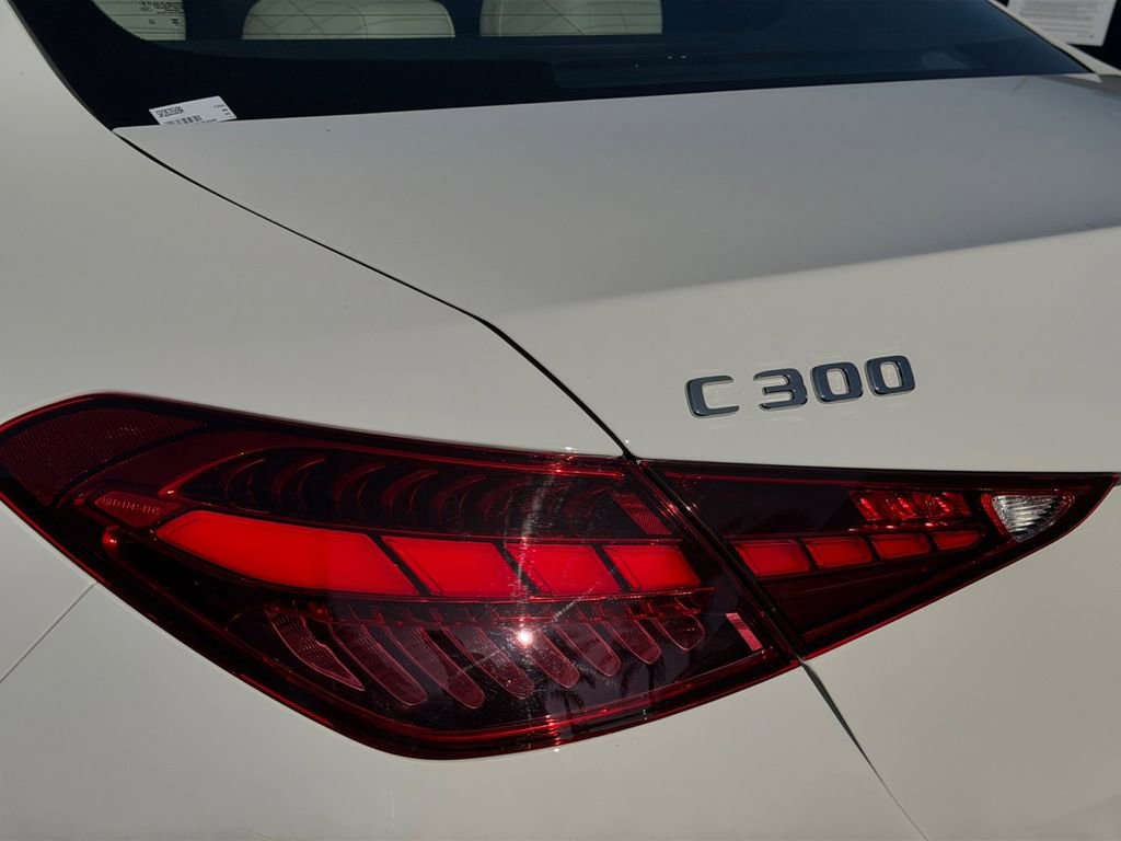 Used 2025 Mercedes-Benz C 300 Sedan image 36