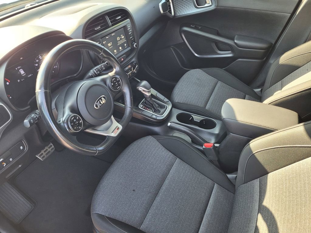 Used 2021 Kia Soul GT-Line FWD image 9