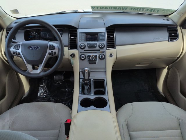 Used 2018 Ford Taurus SE FWD image 14