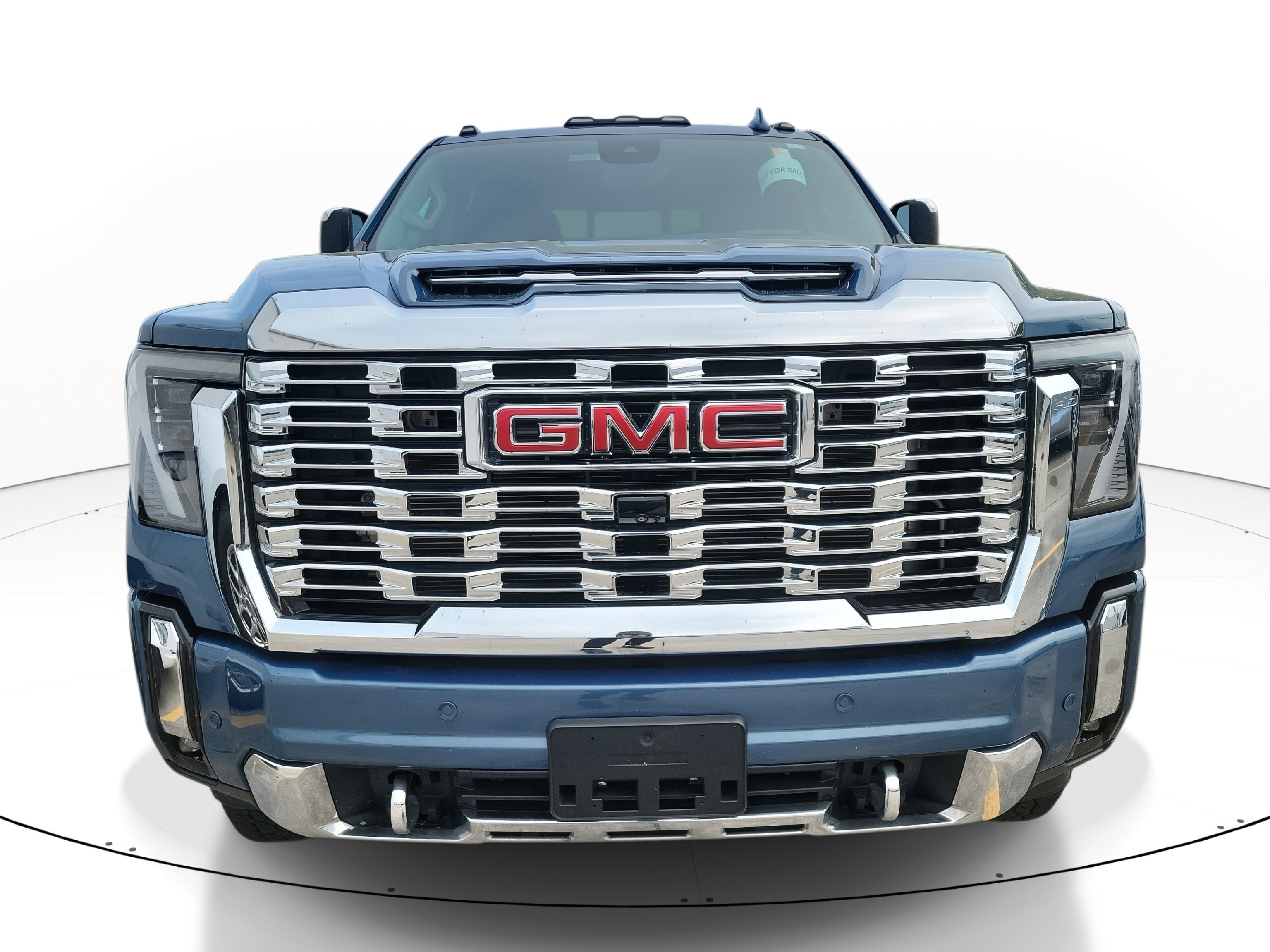 Used 2024 GMC Sierra 2500 Denali w/ Denali Reserve Package AWD/4WD image 2