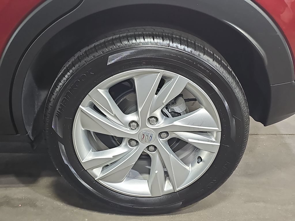 Certified 2025 Buick Encore GX Preferred FWD image 37