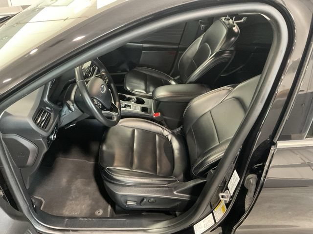 Used 2024 Ford Escape Platinum AWD/4WD image 15