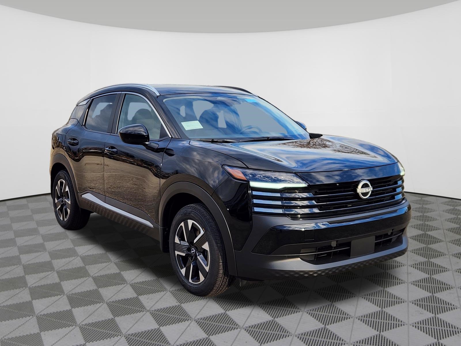 Used 2026 Nissan Kicks SV w/ Cold Weather Package