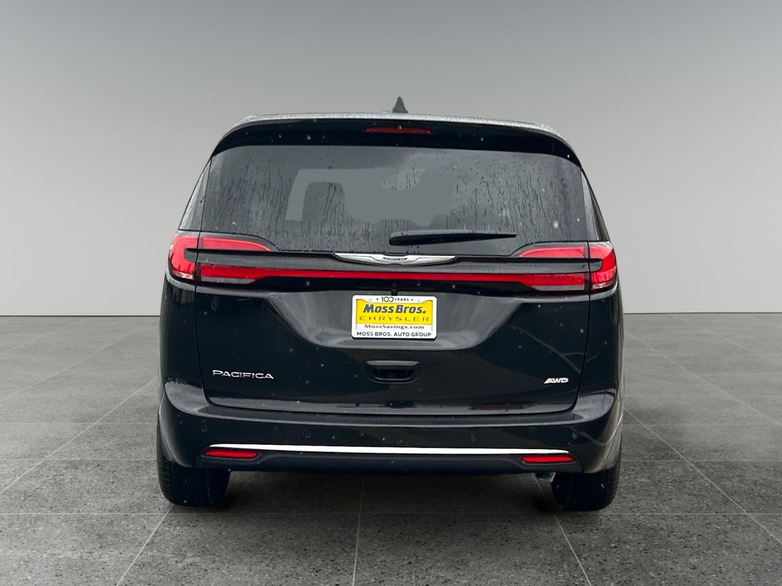 New 2026 Chrysler Pacifica Select AWD/4WD image 4