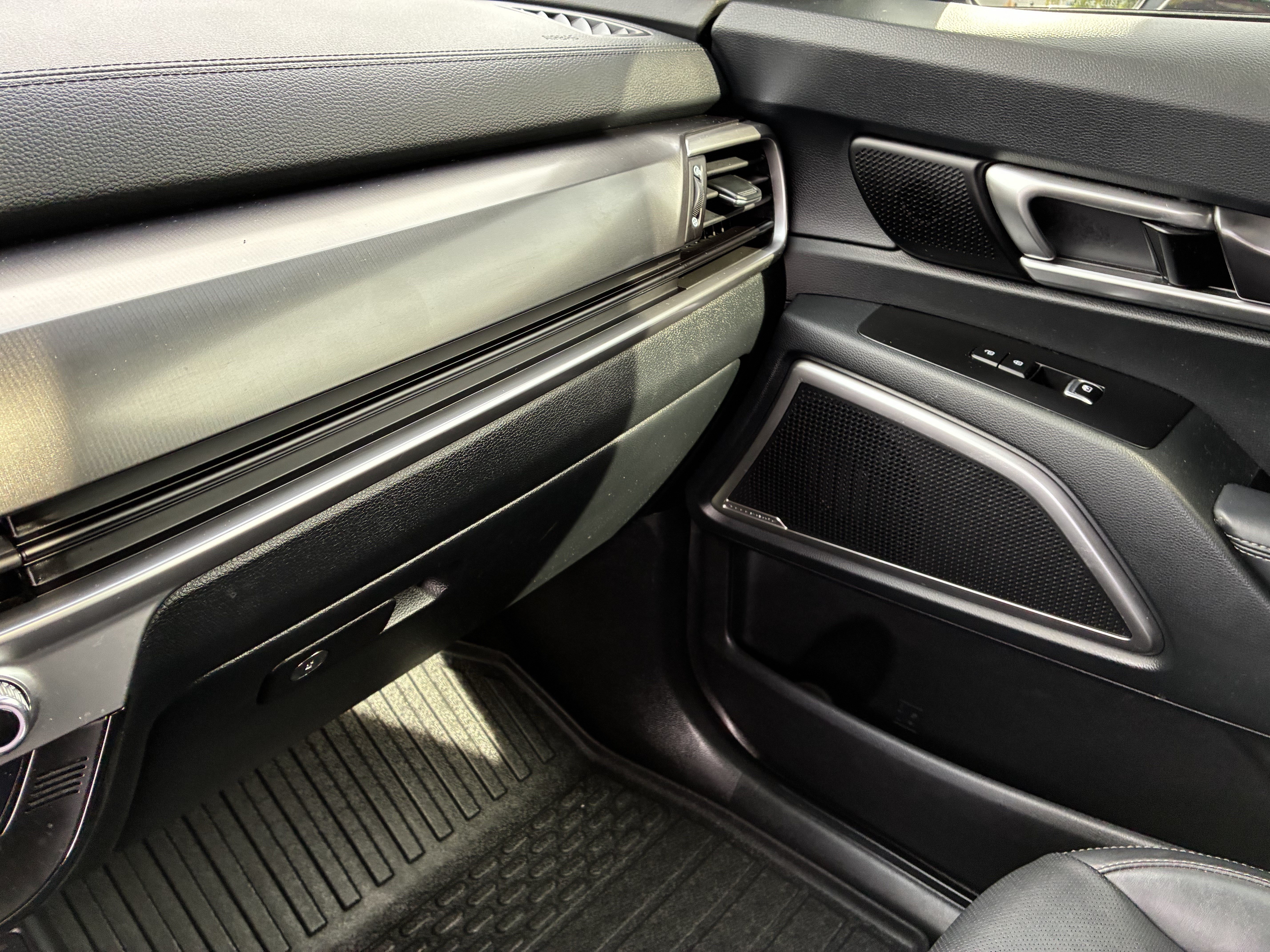 Used 2025 Kia Telluride S FWD image 36