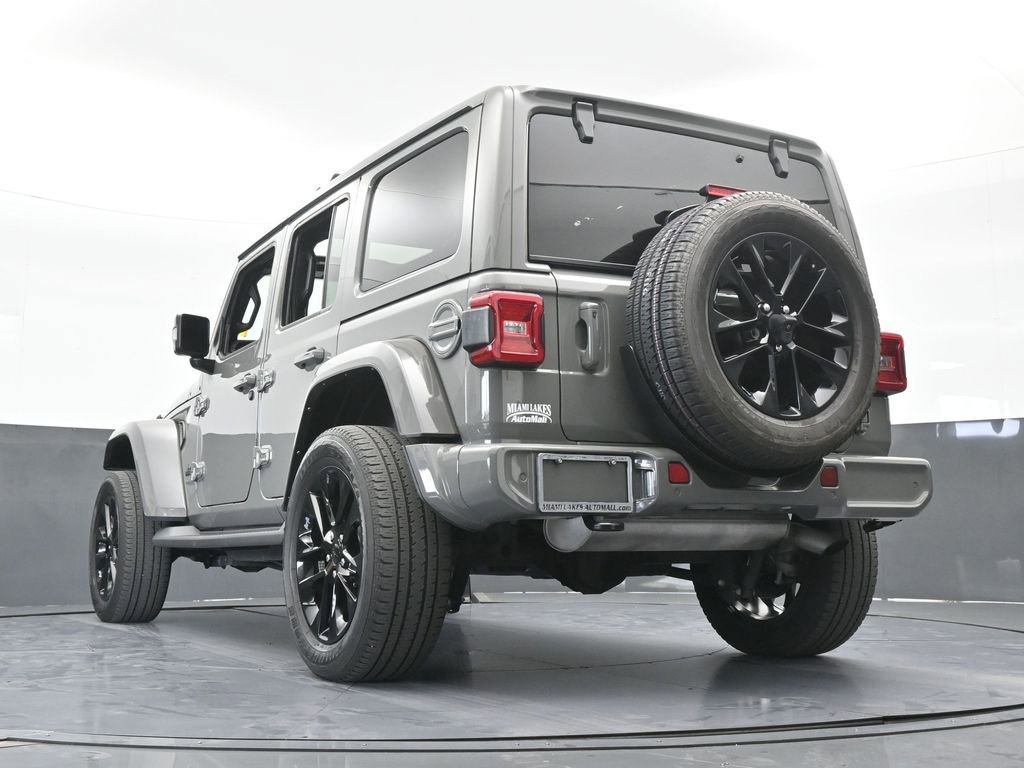 Used 2022 Jeep Wrangler Unlimited Sahara AWD/4WD image 64