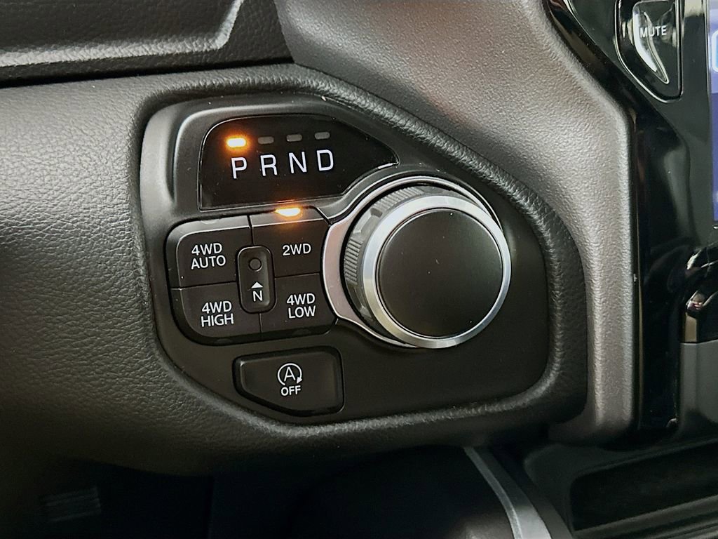 Certified 2023 RAM 1500 Big Horn image 27