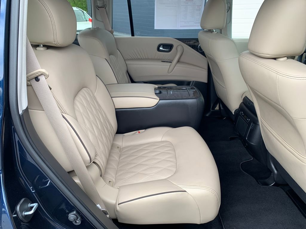 Used 2024 Nissan Armada Platinum w/ Captain's Chairs Package RWD image 30