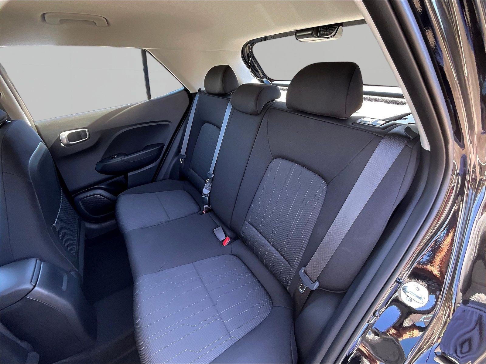 New 2026 Hyundai Venue SE FWD image 17