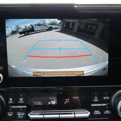 Used 2025 Toyota Highlander XLE AWD/4WD image 15