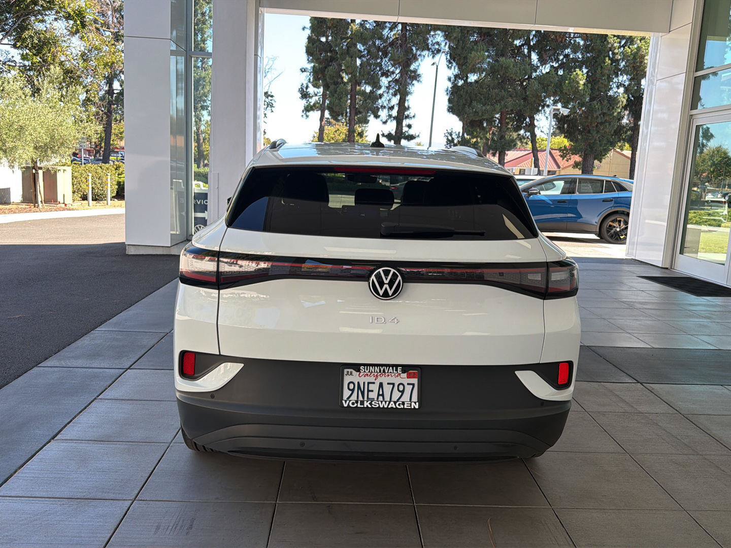 Certified 2024 Volkswagen ID.4 2WD image 4