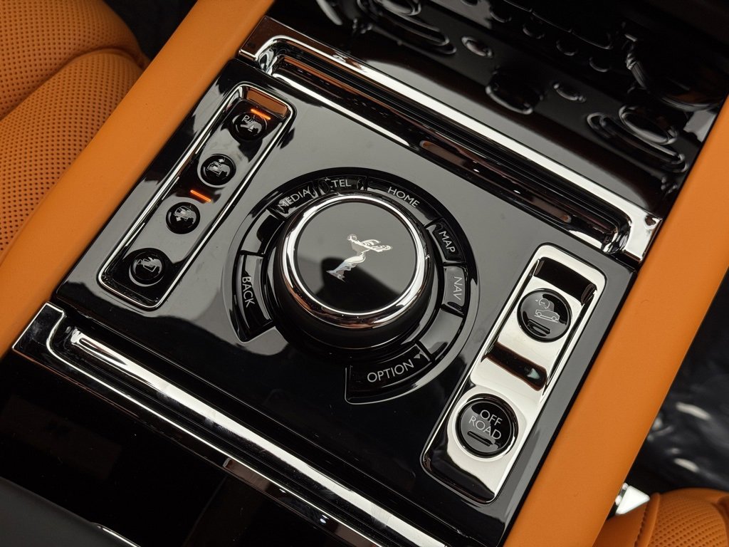 New 2026 Rolls-Royce Cullinan image 37