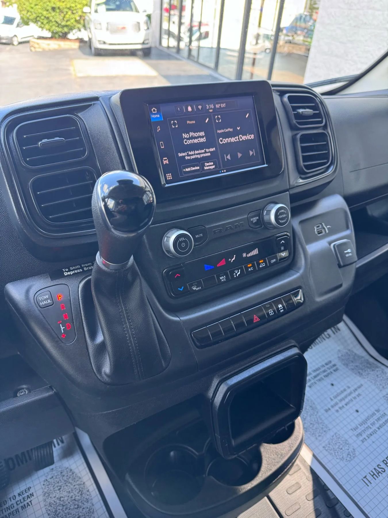 Used 2023 RAM ProMaster 2500 image 25