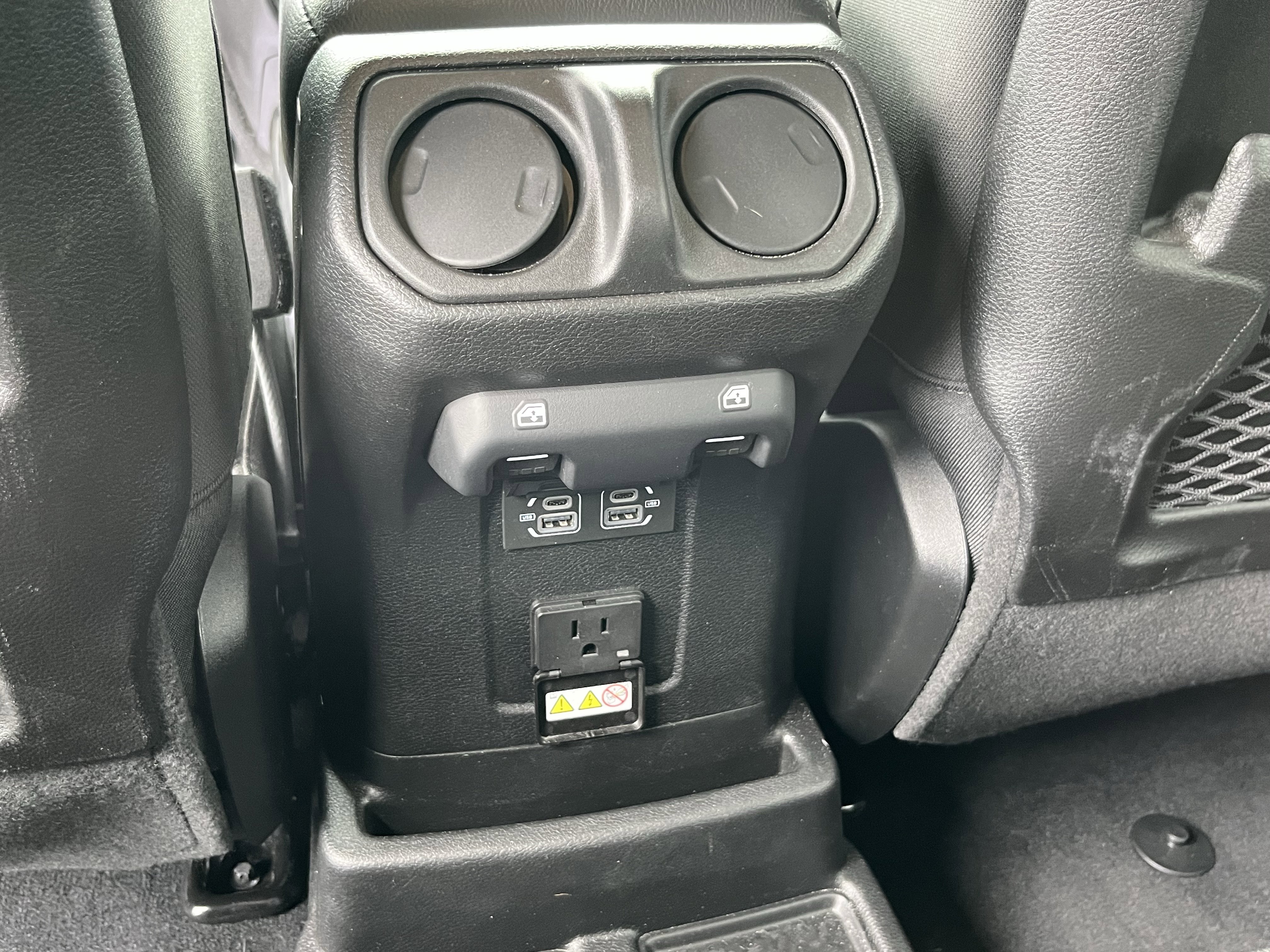 Used 2025 Jeep Wrangler Unlimited Rubicon 4xe w/ Safety Group image 17