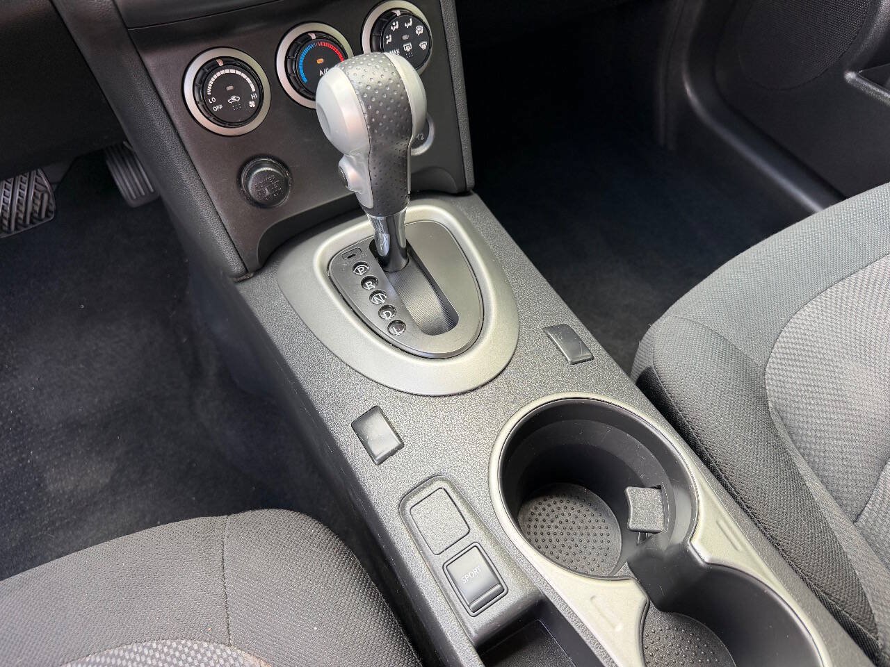 Used 2014 Nissan Rogue S AWD/4WD image 15