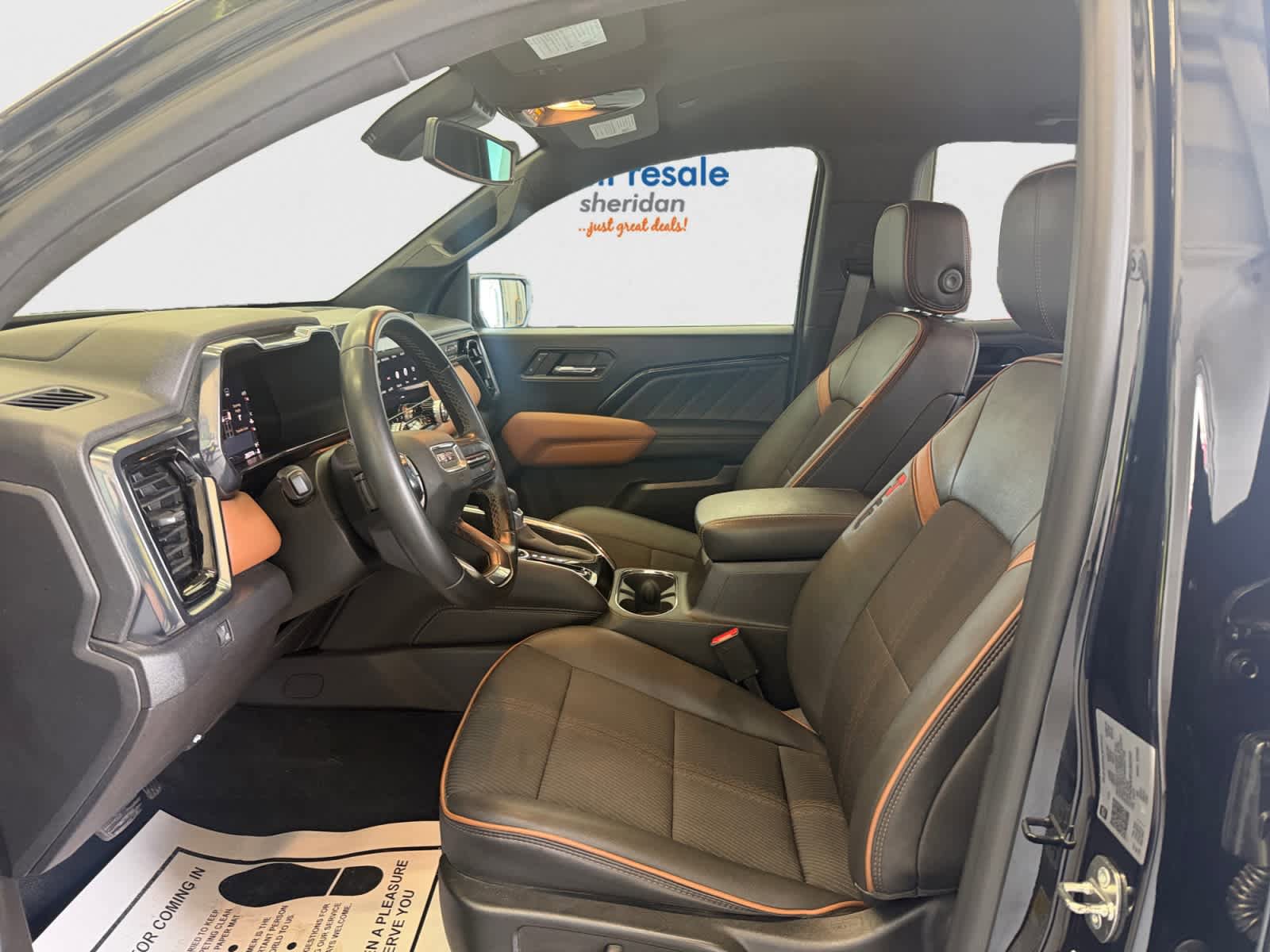 Used 2023 GMC Canyon AT4 AWD/4WD image 12