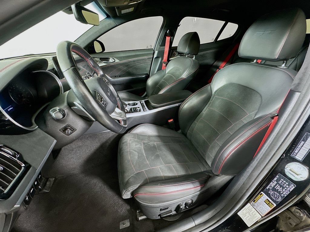 Used 2023 Kia Stinger GT2 RWD image 30
