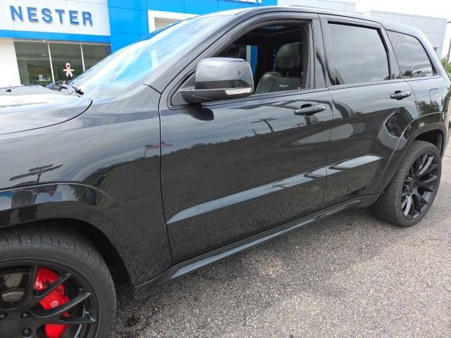 Used 2014 Jeep Grand Cherokee SRT8 w/ Luxury Group II AWD/4WD image 37