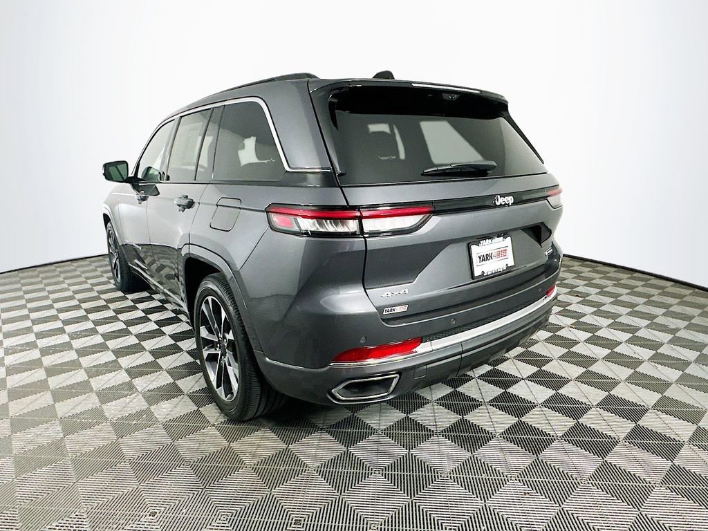 Certified 2025 Jeep Grand Cherokee Overland w/ Luxury Tech Group IV image 8