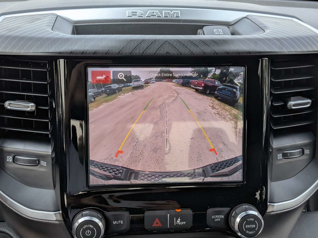 New 2026 RAM 1500 Express AWD/4WD image 30