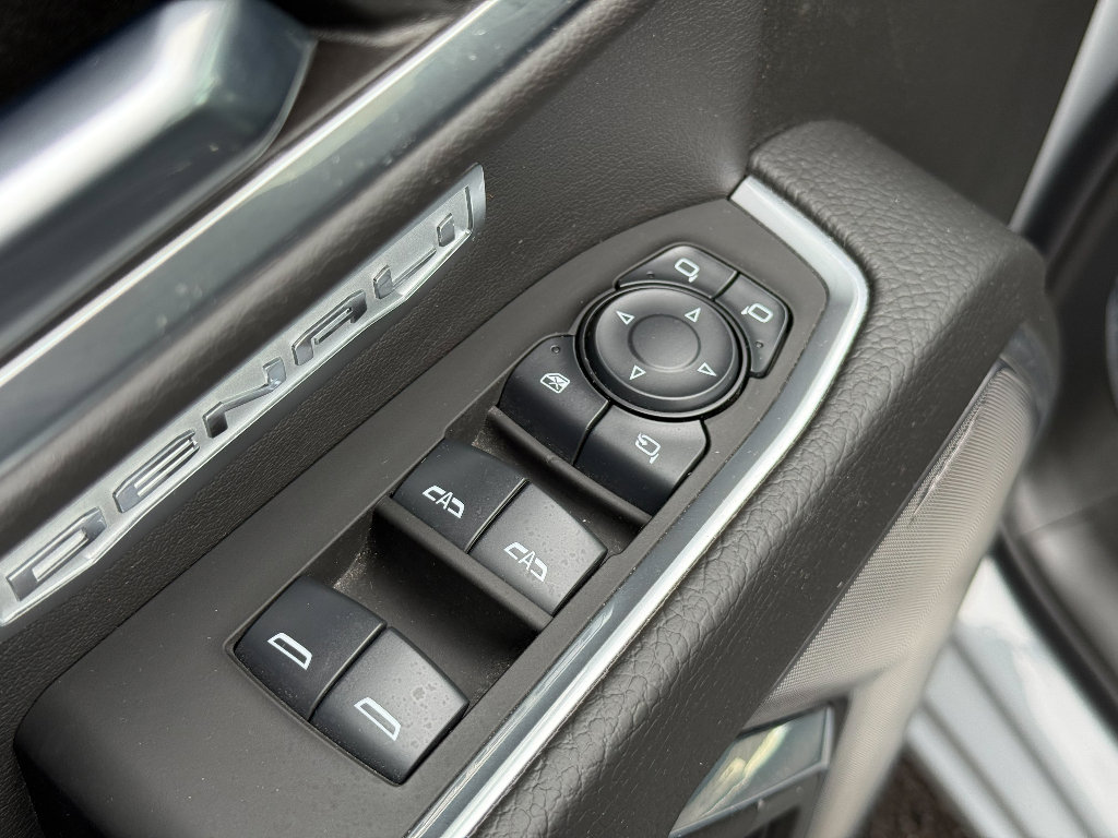 Used 2024 GMC Sierra 1500 Denali w/ Denali Reserve Package image 24