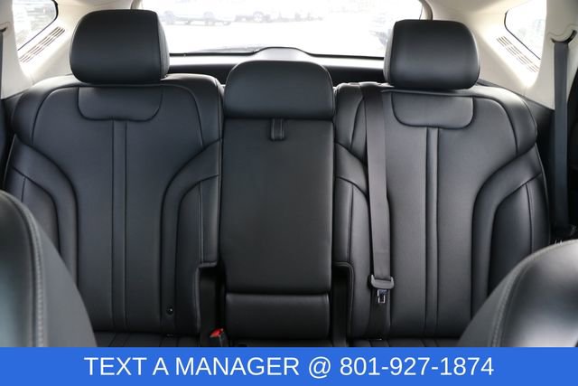 Used 2025 Genesis GV80 2.5T Standard AWD/4WD image 16