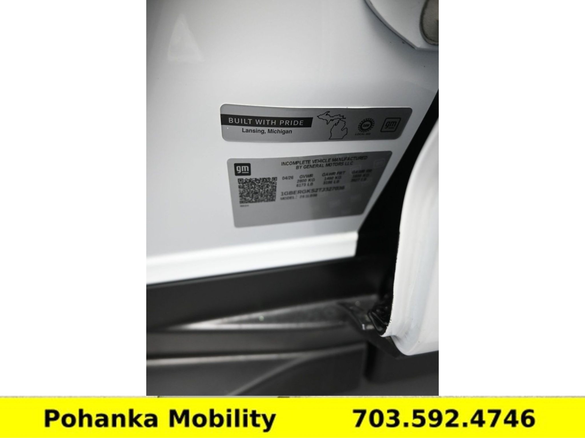 Used 2026 Chevrolet Traverse LT w/ Driver Confidence Package FWD image 16