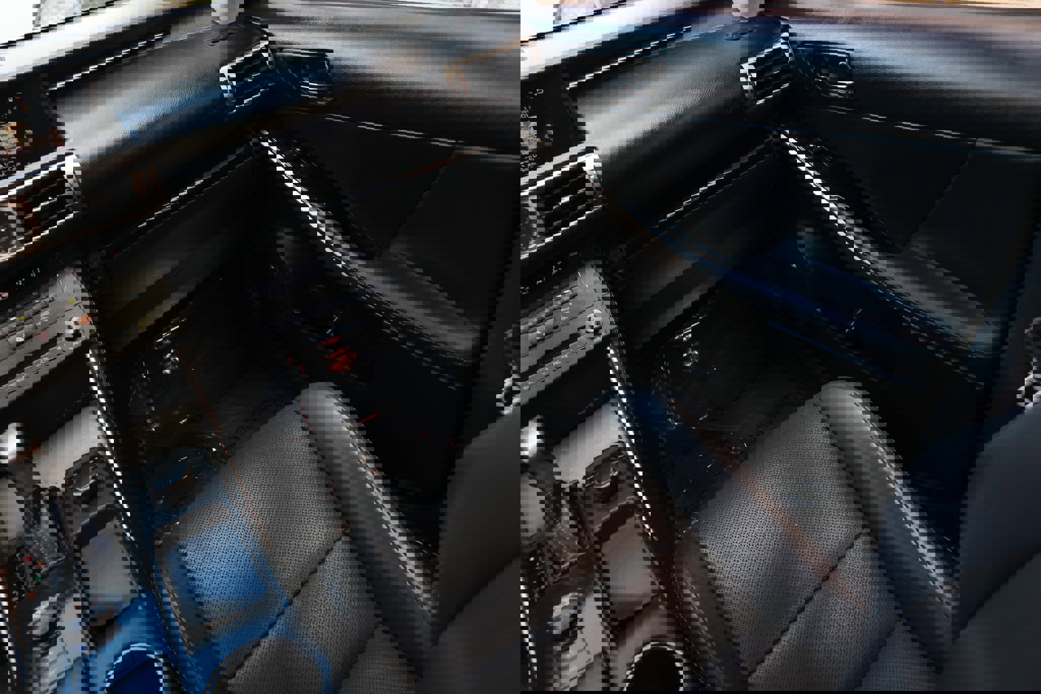 Used 2016 Lexus IS 200t image 25