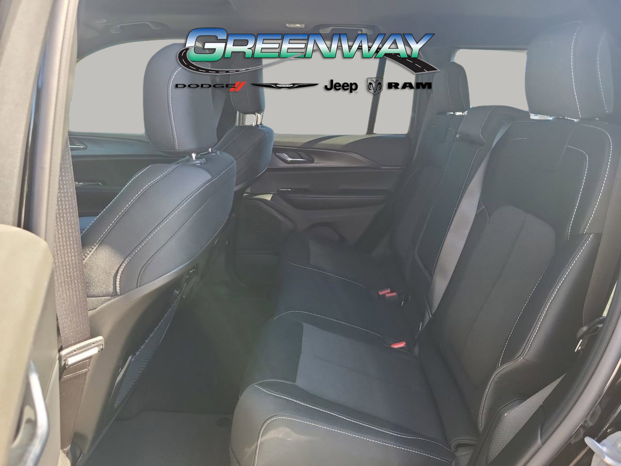 New 2025 Jeep Grand Cherokee Laredo X image 14